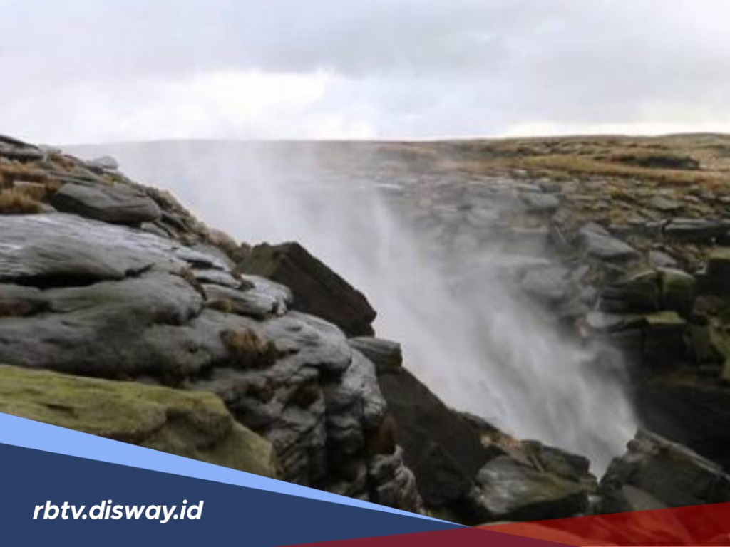 Fenomena Aneh Tapi Nyata, Air Terjun Terbalik Terjadi di 4 Negara Ini