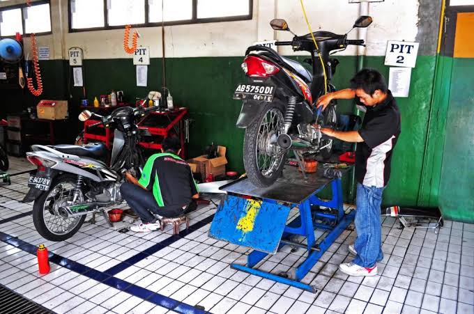 Banyak yang Tidak Sadar, 5 Kebiasaan Buruk yang Membuat Sepeda Motor Cepat Rusak