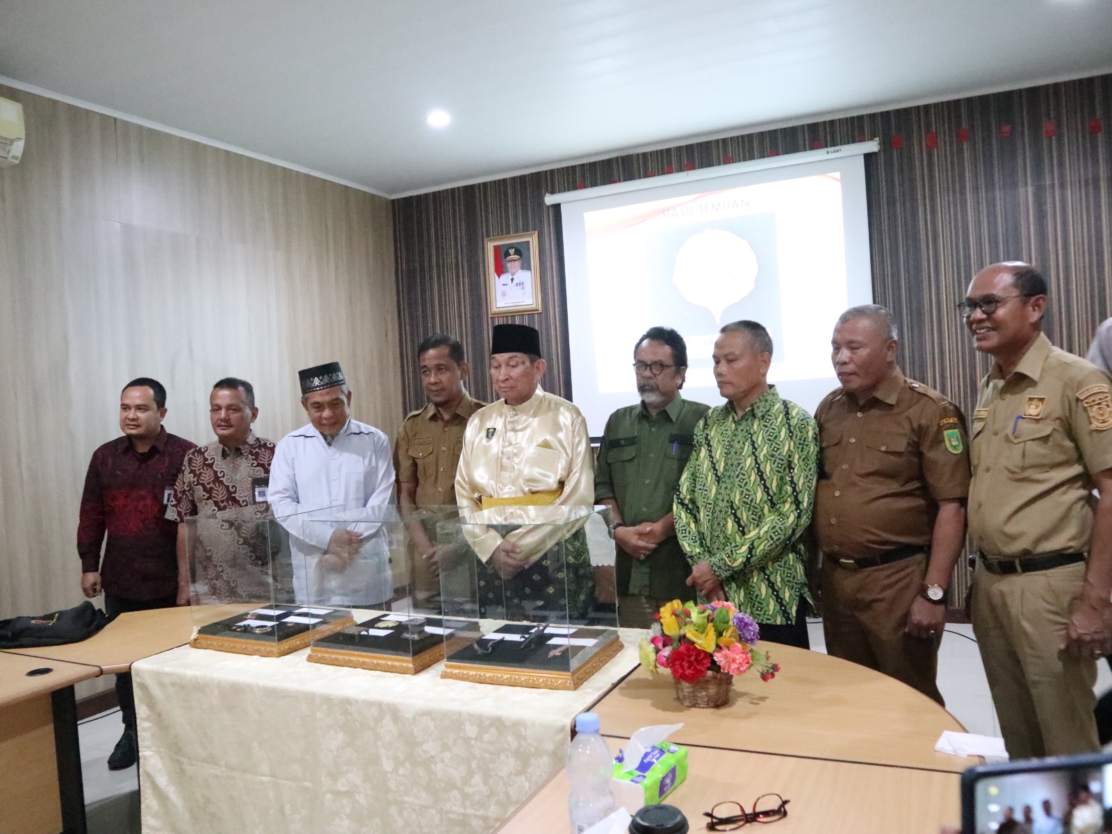 Hasil Temuan di Candi Muaratakus Diserahkan ke Dinas Kebudayaan Riau