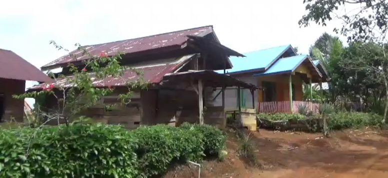 Bisa Pasang Listrik, Warga Desa Tanjung Kemenyan Diminta Bayar Denda Listrik Ilegal