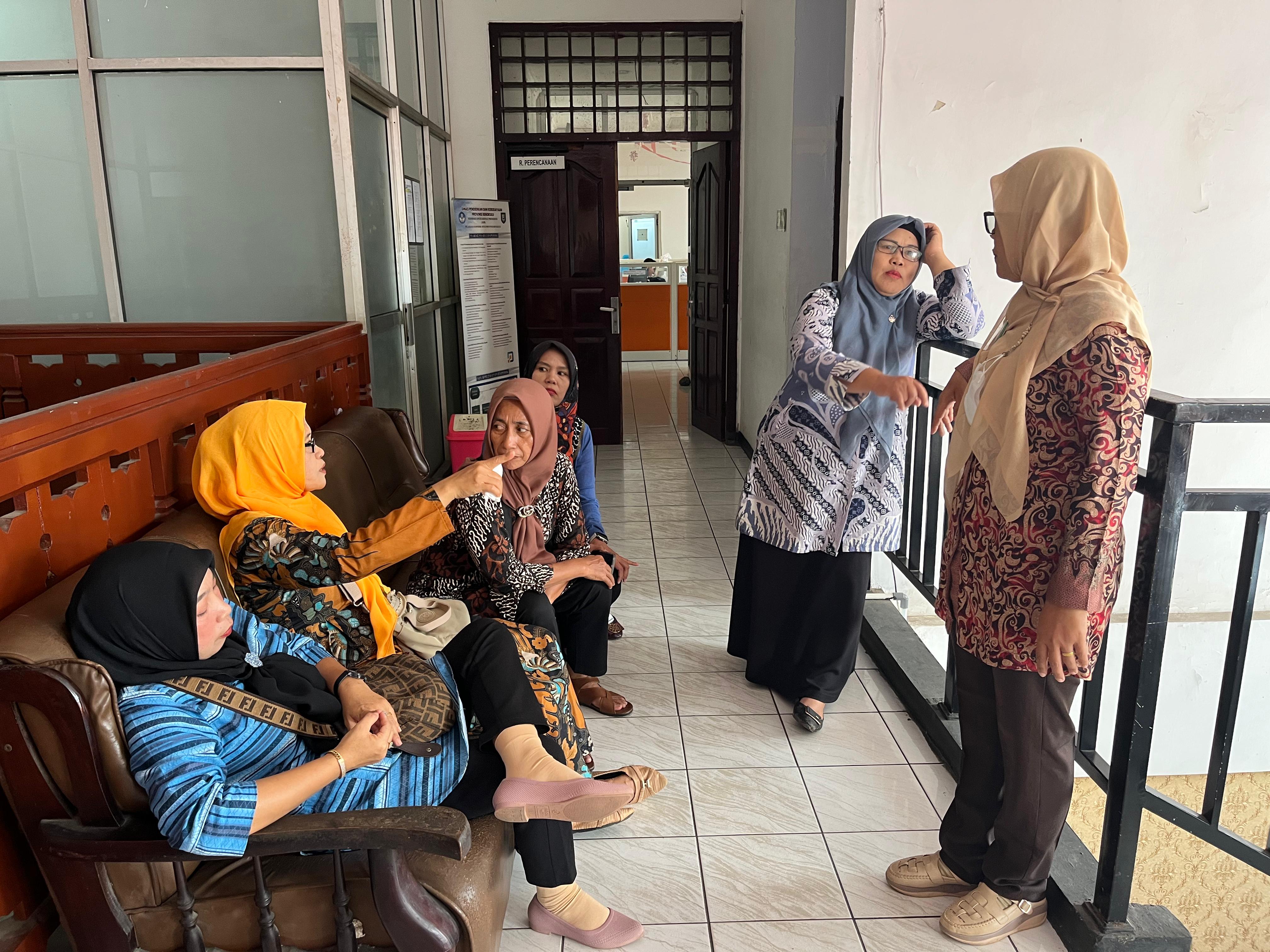 TPG Triwulan IV hanya Cair 1 Bulan, Guru Datangi Dinas Dikbud Provinsi