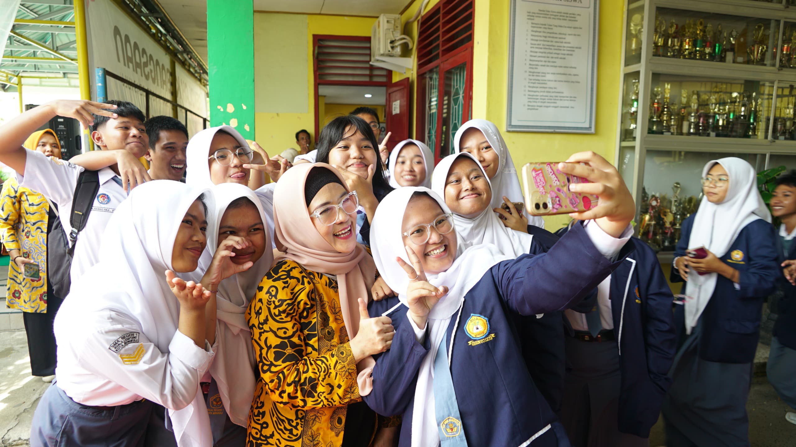 Bentuk Generasi Muda Cerdas, Bunda Literasi Dorong Siswa Bijak Berliterasi Jelang Pilkada