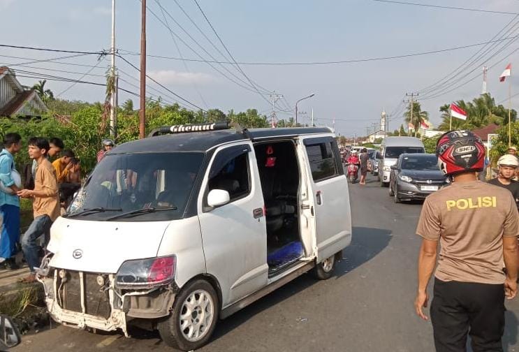 Tabrakan Adu Kambing Motor vs Mobil, Pelajar 16 Tahun Meninggal Dunia