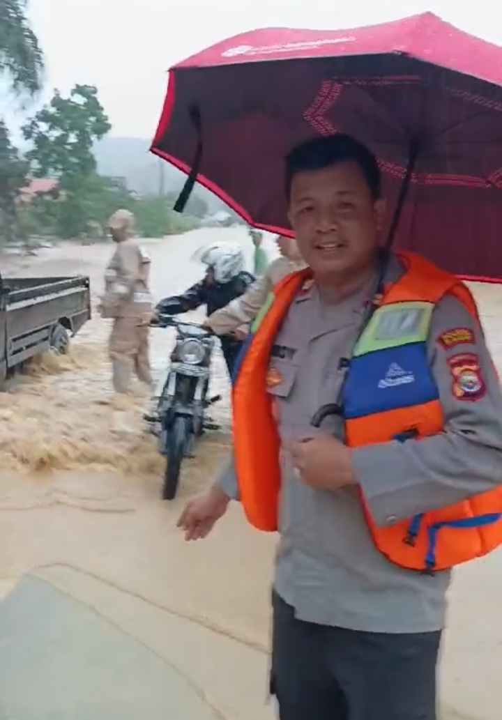 Jalinbar Sumatera, Kaur - Lampung Ditutup Total Karena Terendam Banjir