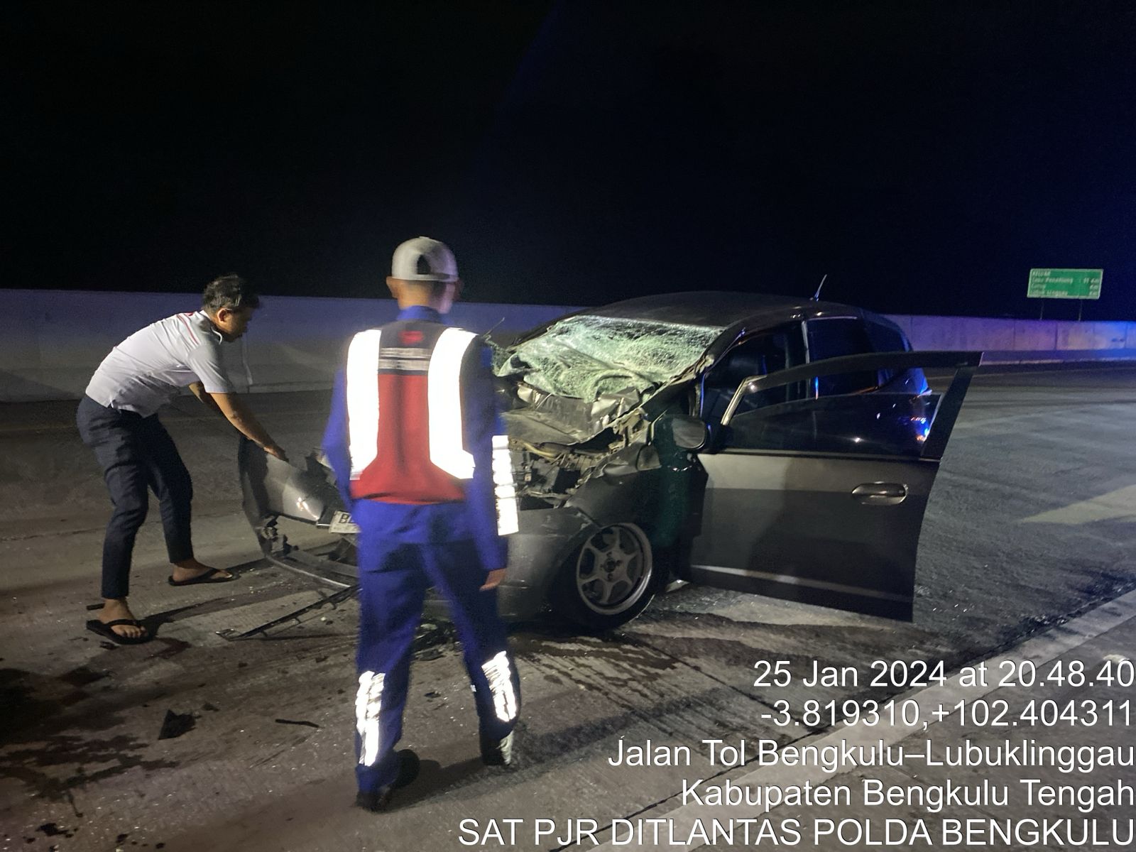 Jazz Tabrak Truk di Tol Bengkulu, Warga Bengkulu Tengah Meninggal Dunia