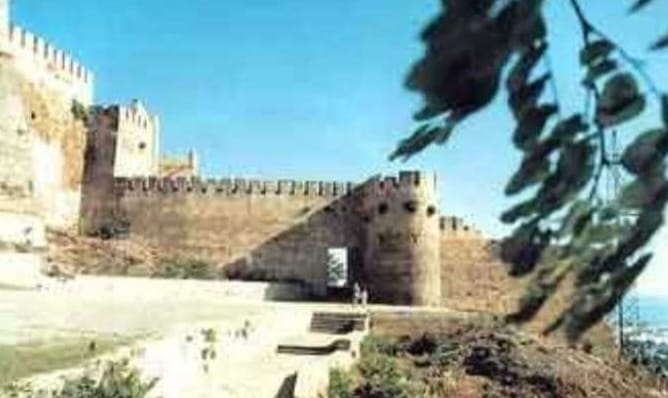Gates of Alexander, Tempat lain yang Disebut Tempat Tinggal Yajuj dan Majuj