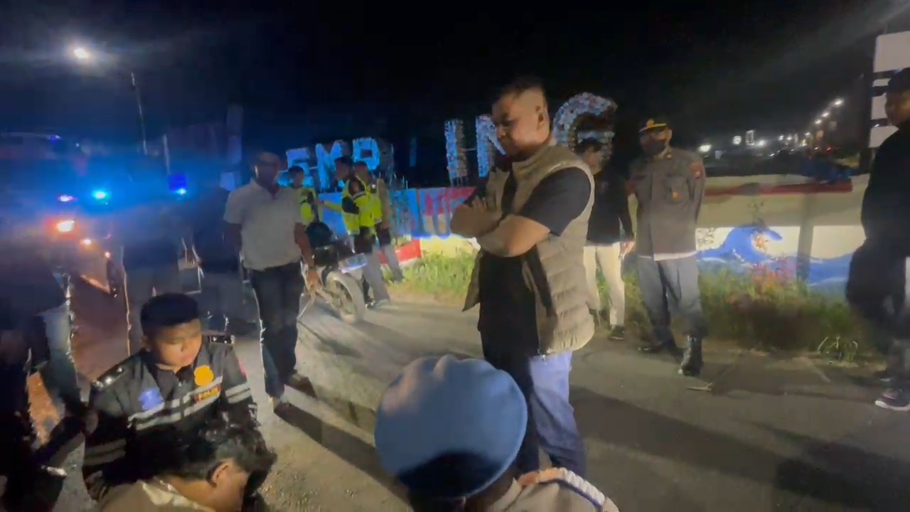 Polisi Bubarkan Remaja Nongkrong hingga Temukan Ekor Pari dan Senpi Mainan