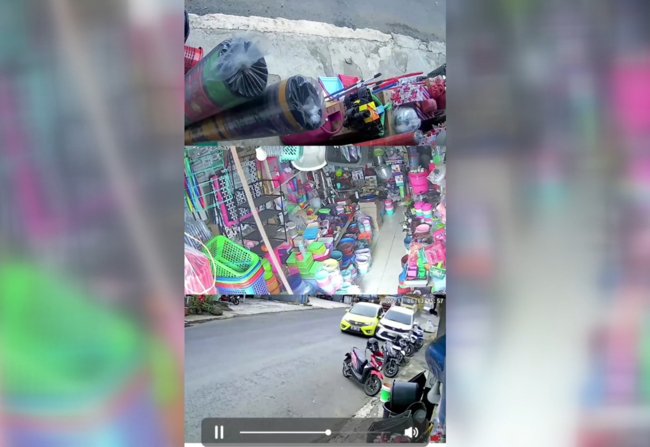 Abaikan Polisi, Mobil Pencuri Aki Tower BTS Hantam Sepeda Motor