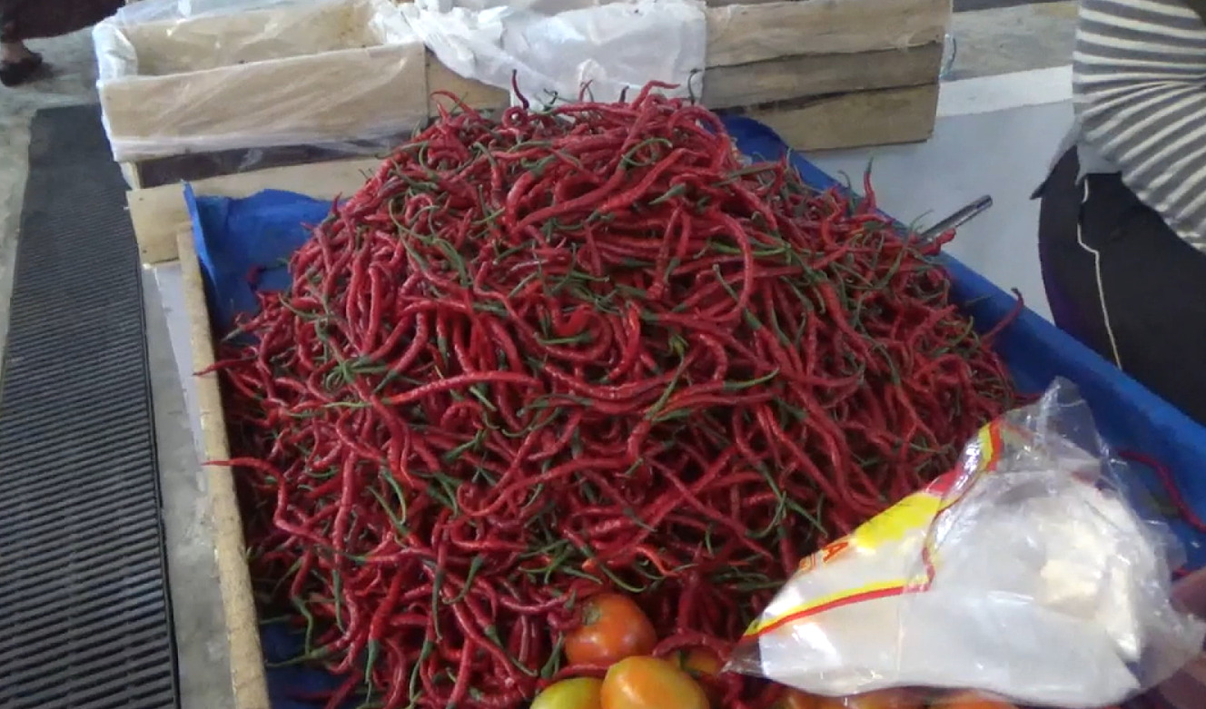 Harga Bahan Pokok di Pasar Purwodadi Merangkak Naik