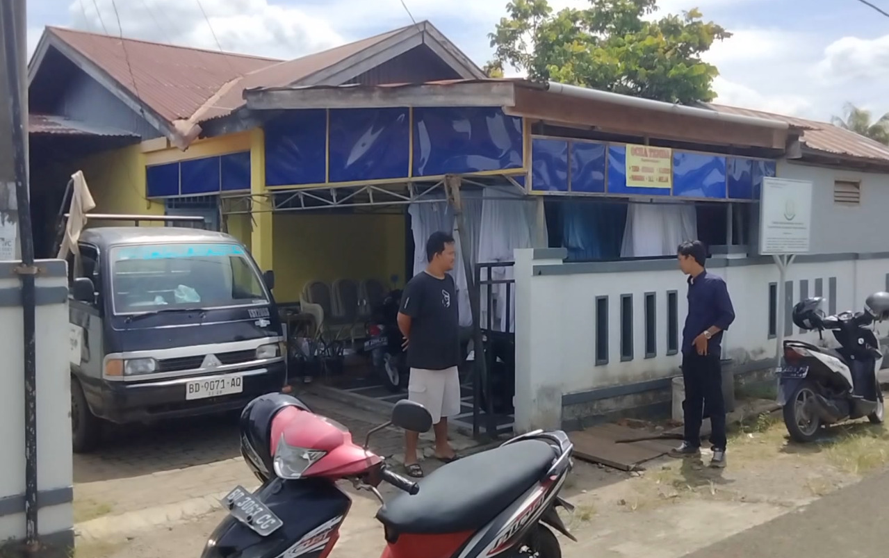 Lengah Sedikit, Helm Seharga Jutaan Rupiah Raib Dicuri