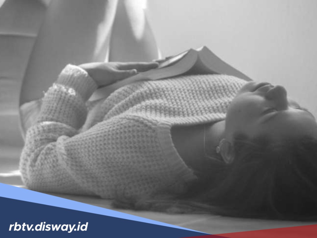 Tak Selalu Buruk, Ini 7 Khasiat Tidur di Lantai yang Perlu Diketahui