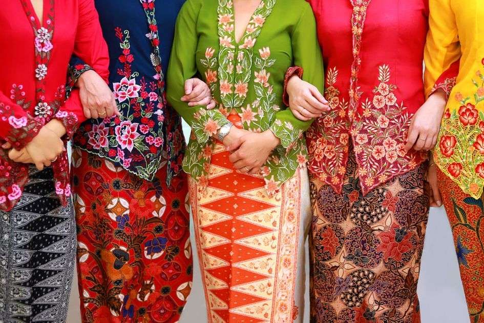 Banyak yang Tanya, Kenapa Saat Hari Kartini Identik dengan Kebaya? Ini Penjelasannya