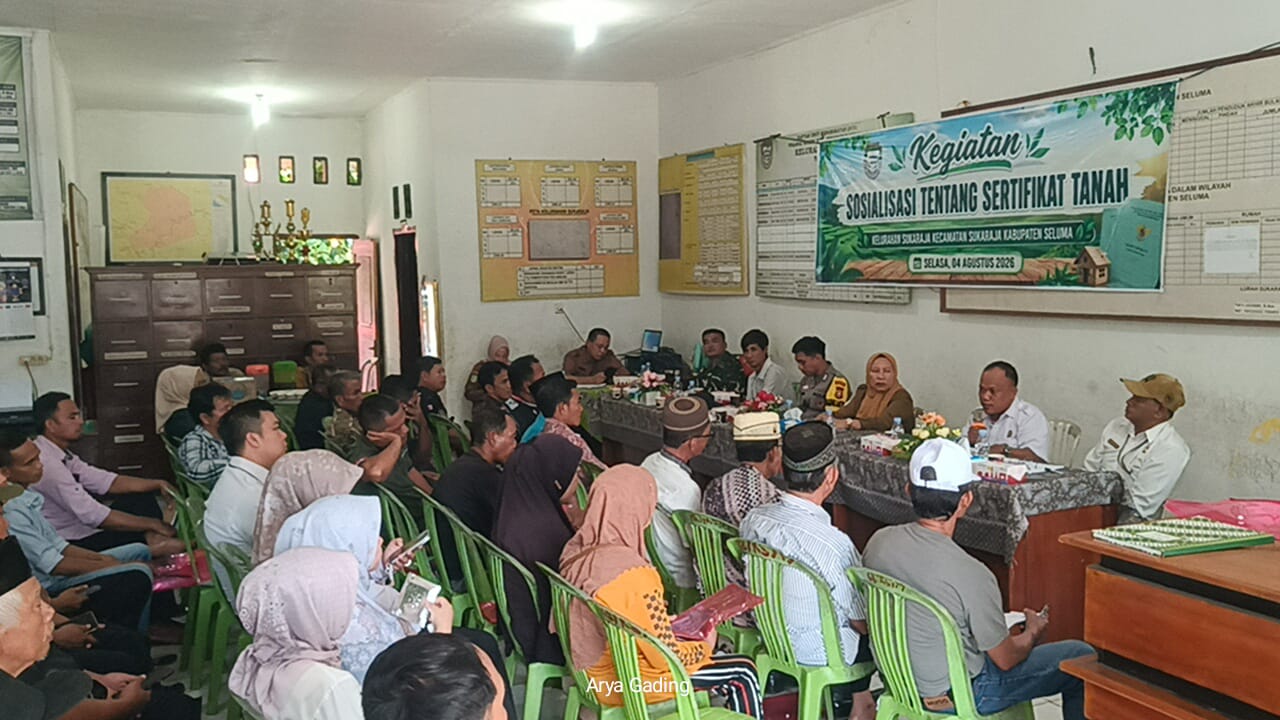 Ratusan Warga Sukaraja Serbu Kantor Lurah, Antusias Daftar Program Sertifikat Tanah Gratis 