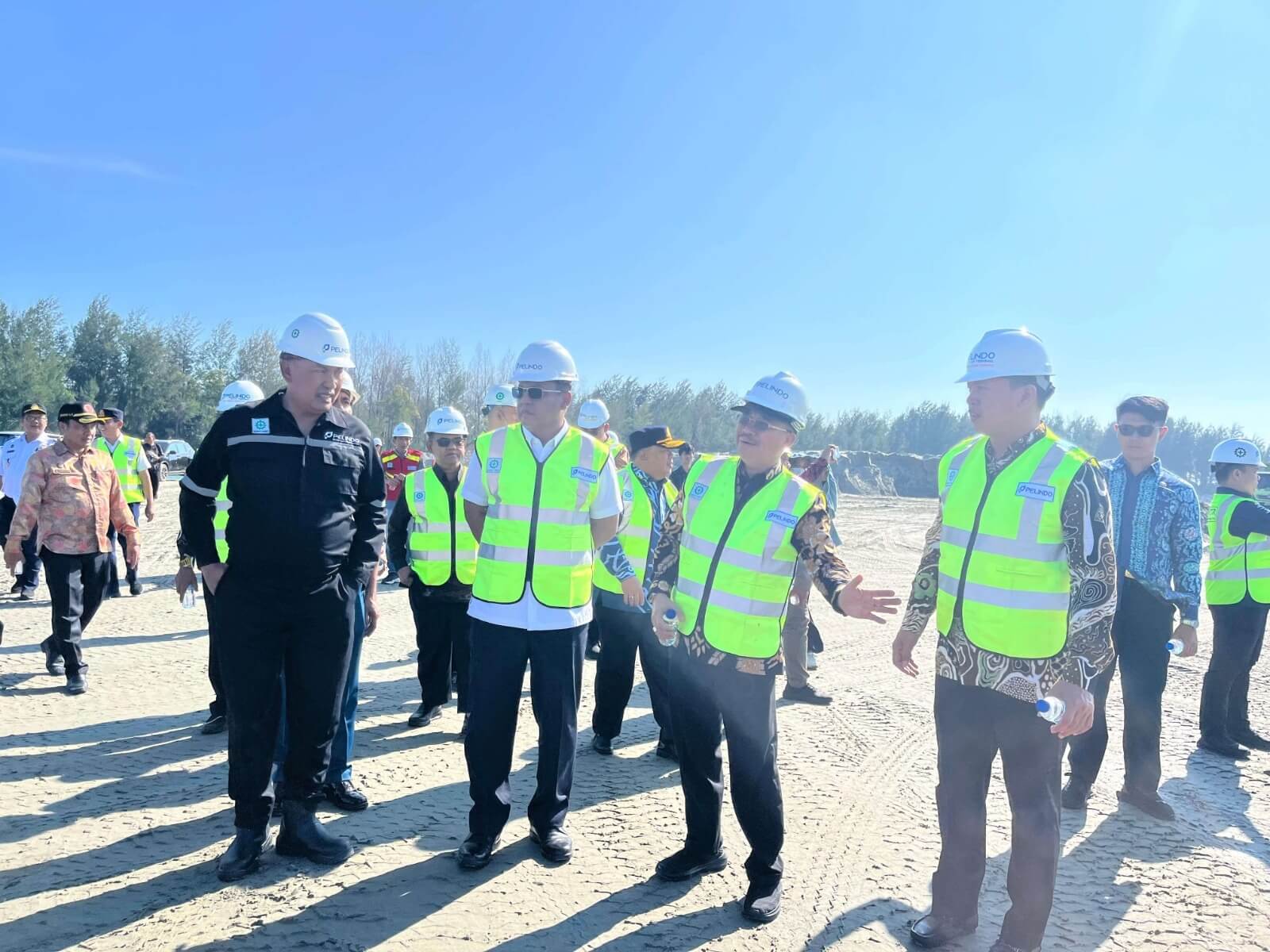 Stafsus Mendagri Cek Lokasi Pengerukan Alur Pelabuhan Pulau Baai yang Belum Ada Progres