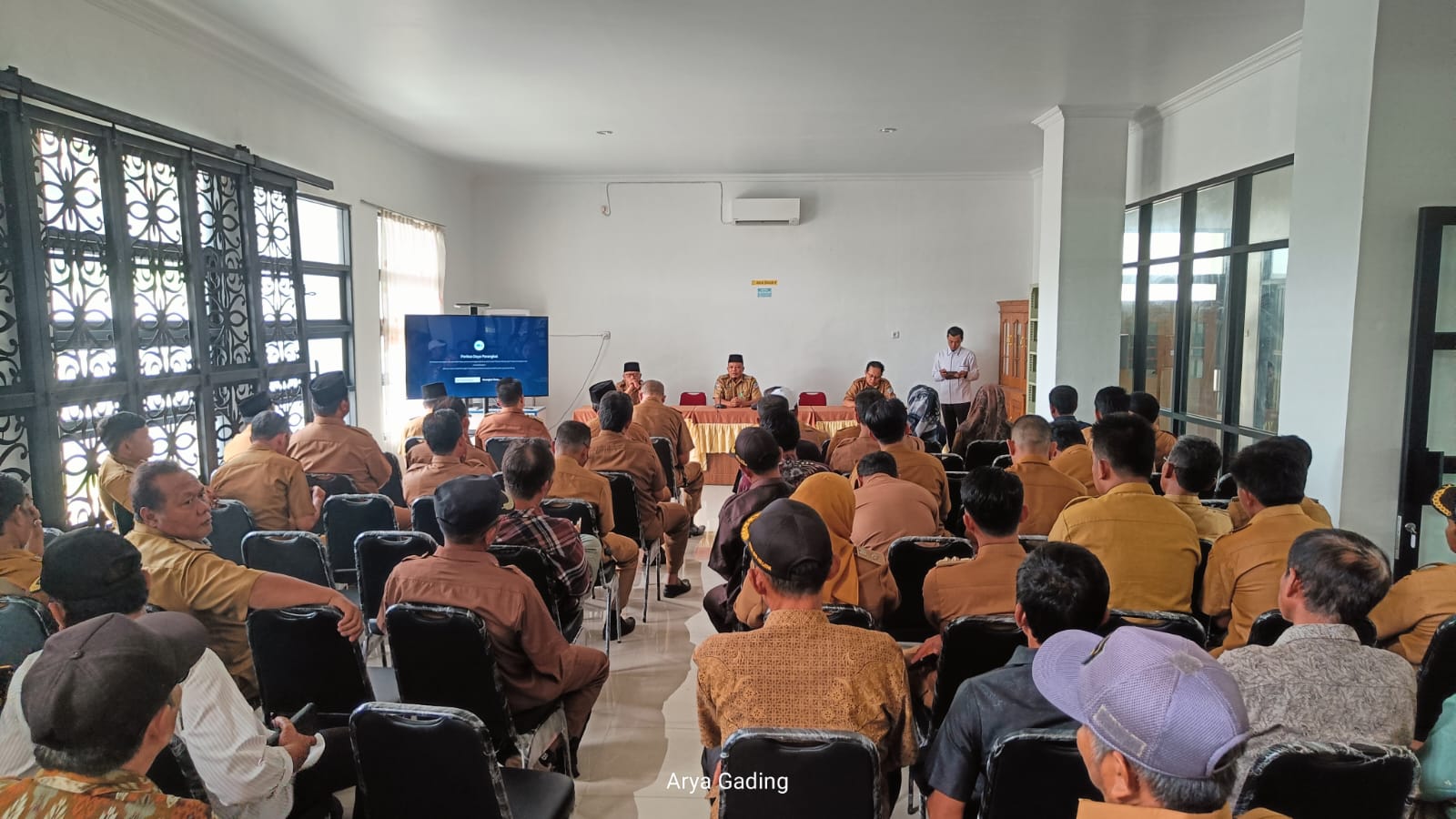 Tindak Lanjut Instruksi Presiden, Camat hingga Perangkat Desa di Seluma Dikumpulkan