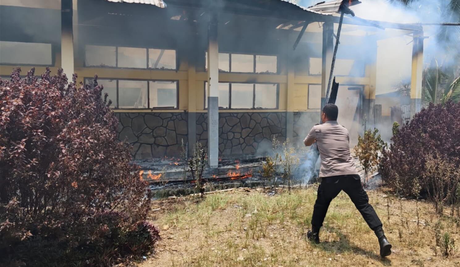 SMKN 3 Lebong Terbakar, 2 Ruang Kelas Habis Dilalap Jago Merah
