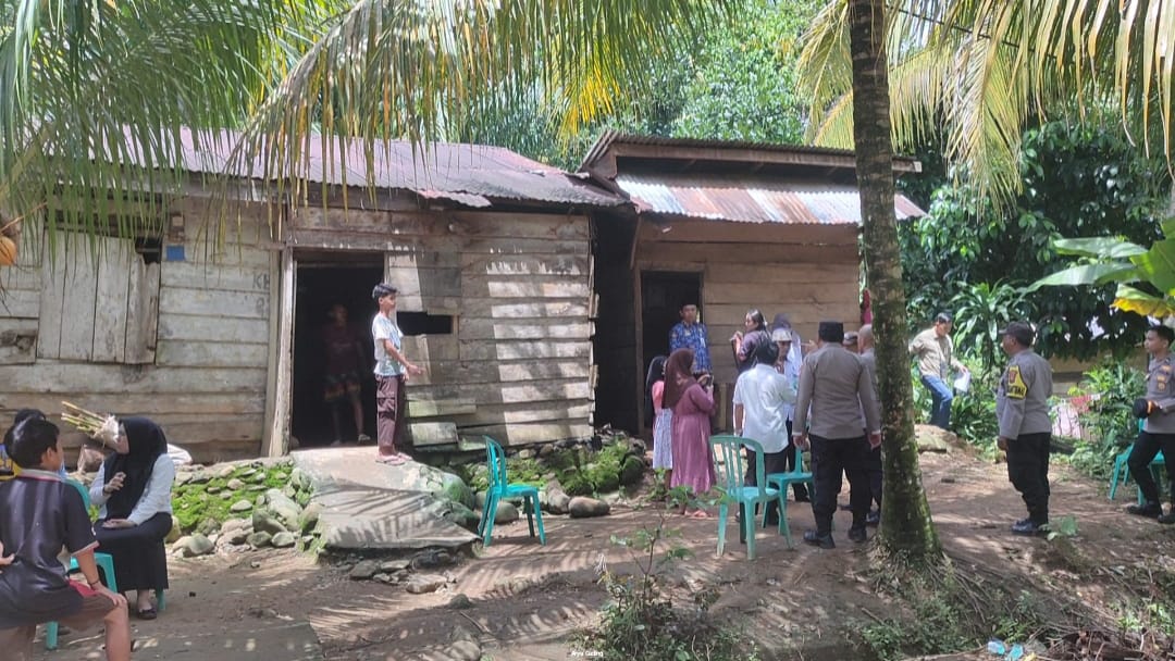 Rumah yang Dihuni Khaira dan Aprilia di Seluma Mulai Direnovasi Pekan Depan