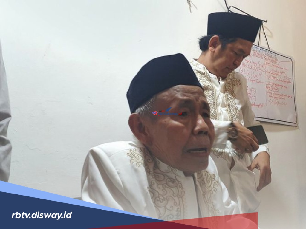 Sosok Mbah Benu Viral karena Telepon Allah, Begini Caranya Mendapatkan Kepercayaan Masyarakat