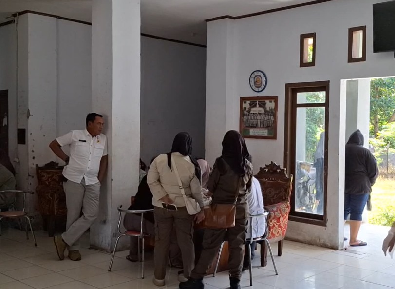 Satpol PP Mukomuko Pulangkan Terapis Panti Pijat ke Daerah Asal, Alasannya Karena Ini 