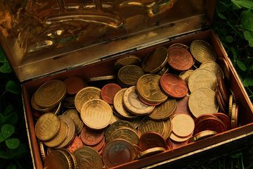 Primbon Jawa Beberkan Ciri Rumah yang Menyimpan Harta Karun Emas, Salah Satunya Sering Datang Serangga