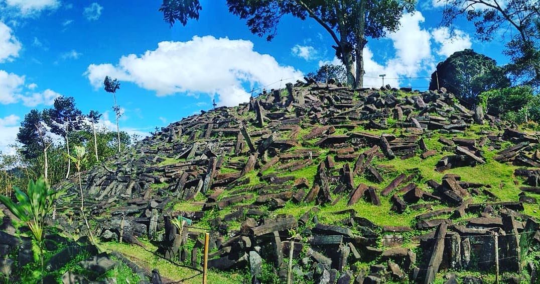 Banyak Orang Mengira Gunung Padang Ada di Sumatera Barat, Padahal Bukan, Kenapa Namanya Padang? 