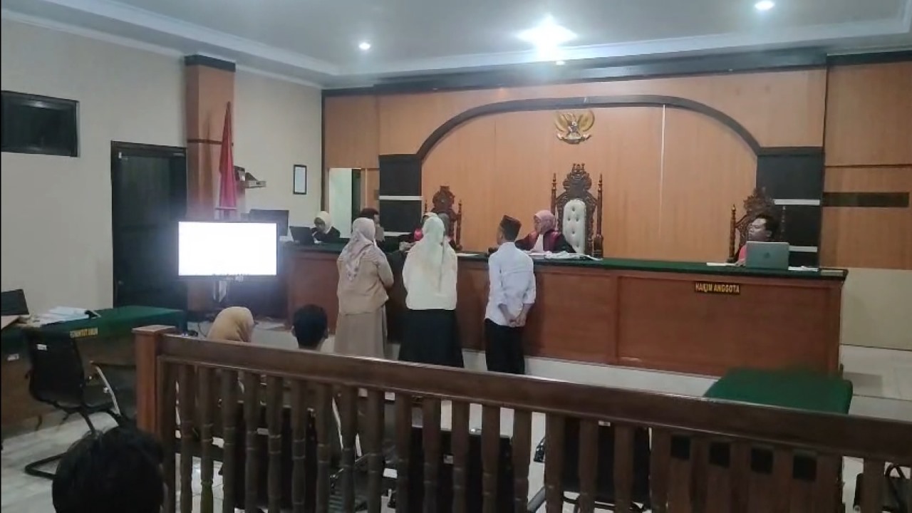 Oknum LSM Terdakwa Pemerasan Dituntut 2,6 Tahun Penjara