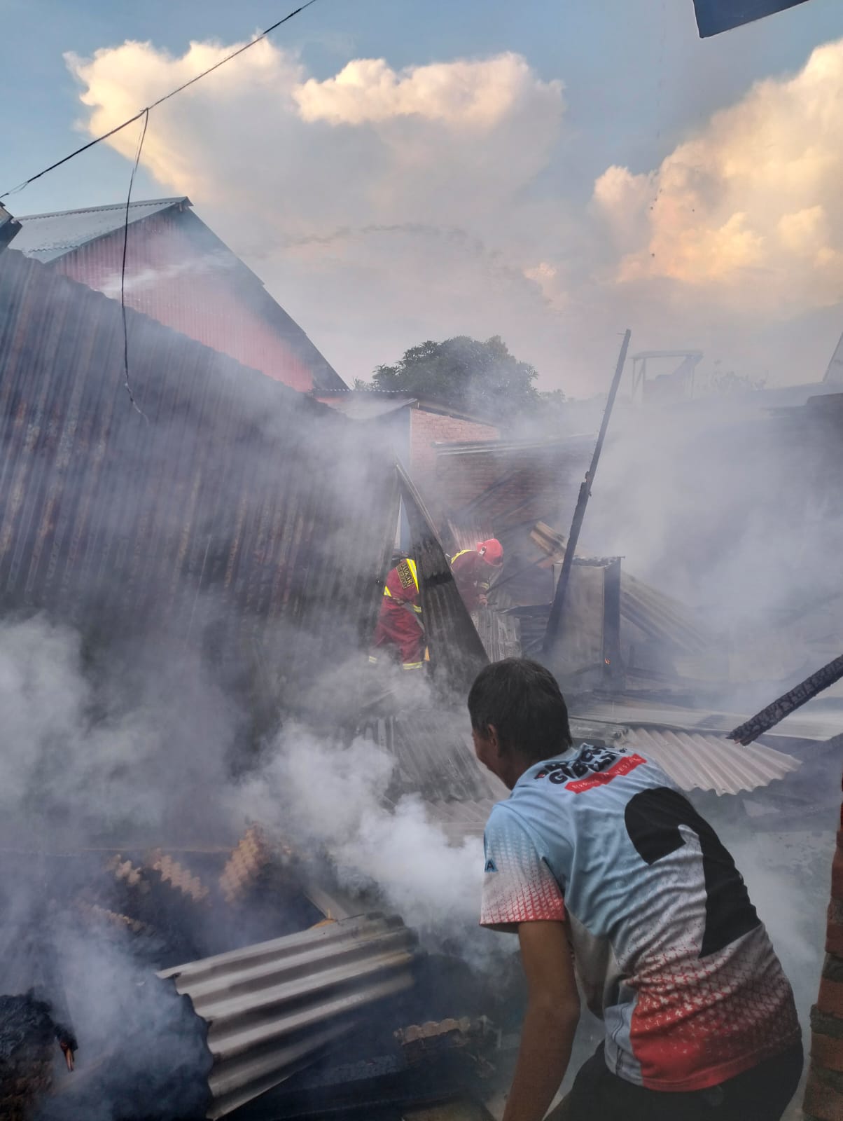 Dapur Rumah Warga Jalan Panti Kota Bengkulu Ludes Terbakar