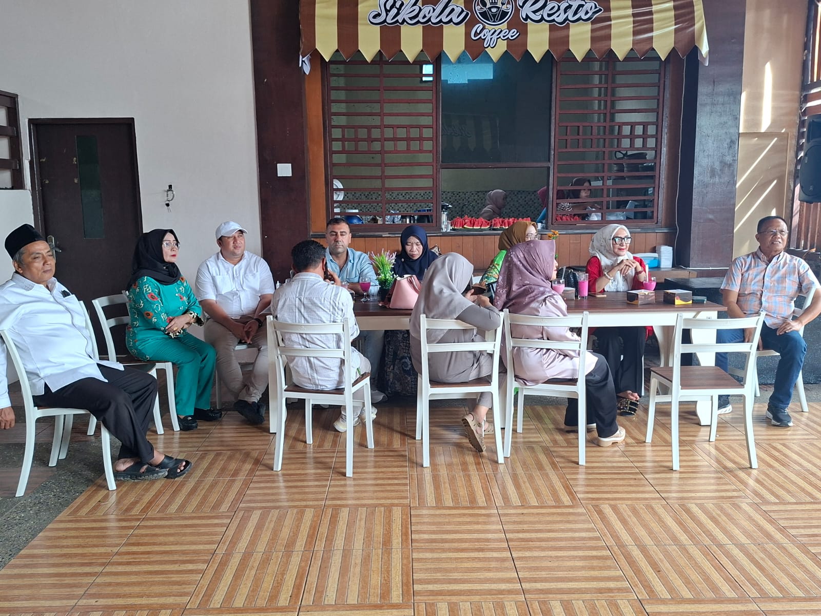 UMKM Baru Diresmikan, SIKOLLA RESTO Jadi Tempat Nongkrong Menarik