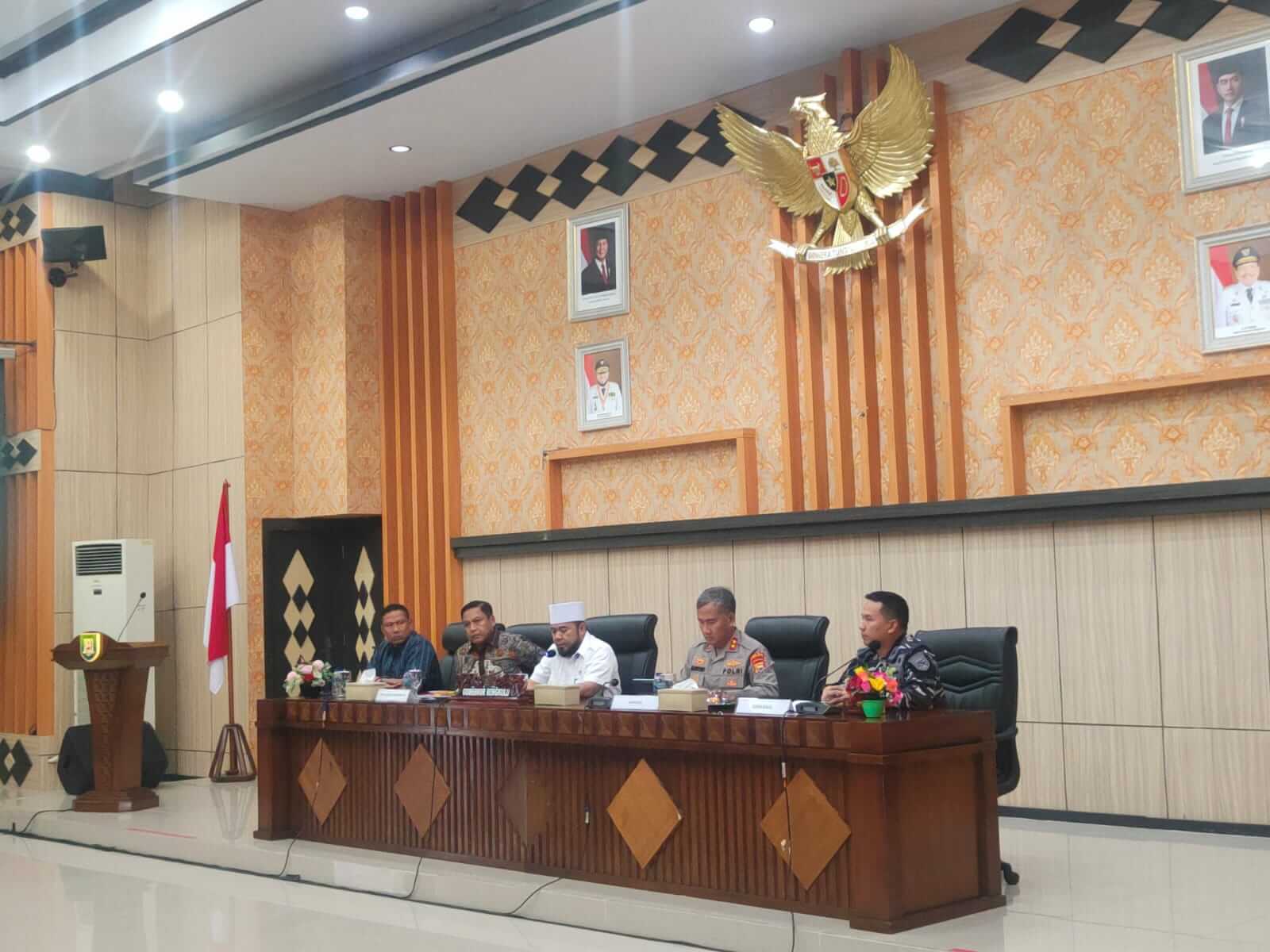 Gubernur Helmi Hasan: Kapal ORCA 05 Milik KKP akan Bantu Angkut Hasil Bumi di Enggano