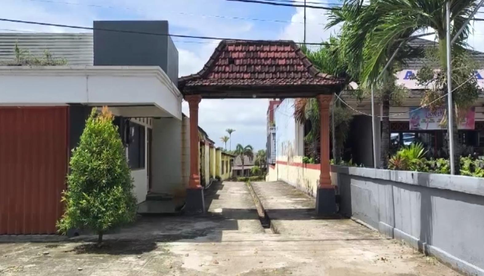 Kepergok Diduga Bawa Wanita ke Hotel, Ayah Dikeroyok Anak