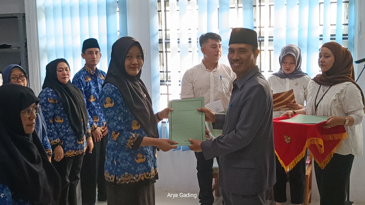 Kepala BKPSDM Seluma Lantik 17 PNS Fungsional Ahli Pertama
