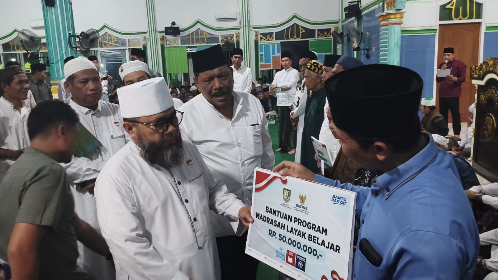 Safari Ramadan 2026 di Mukomuko, Gubernur Helmi Hasan Ajak Warga Perkuat Silaturahmi dan Kepedulian