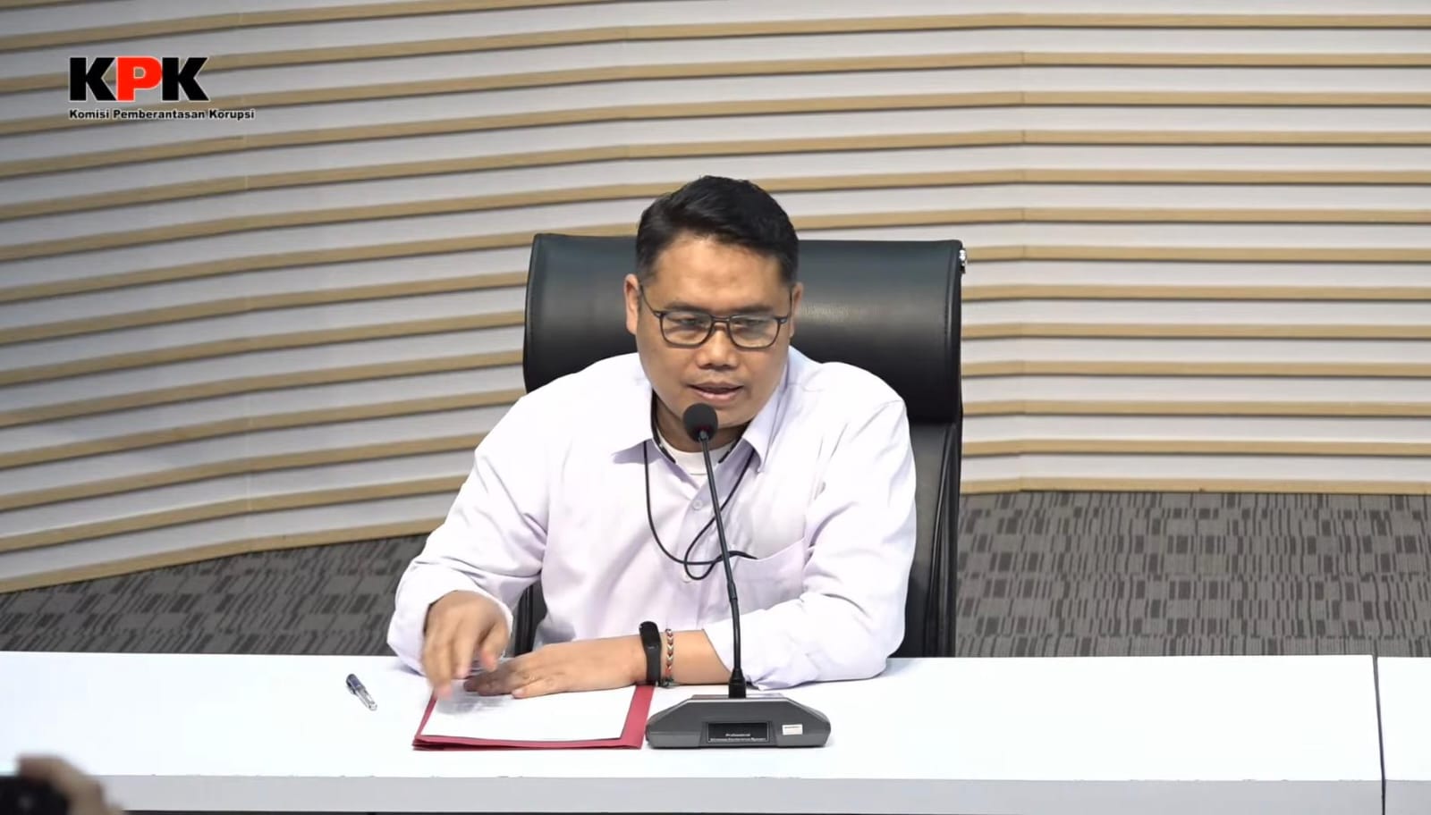 KPK: Bupati Rejang Lebong Fikri Thobari Minta Ijon Proyek untuk Modal Hari Raya Lebaran