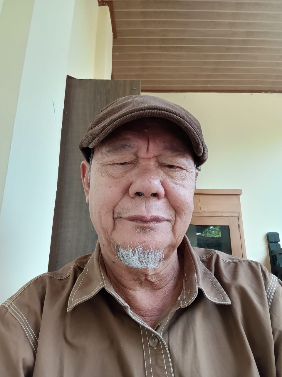 Membangun Sikap  Profesional : Perlukah Kampus Khusus?