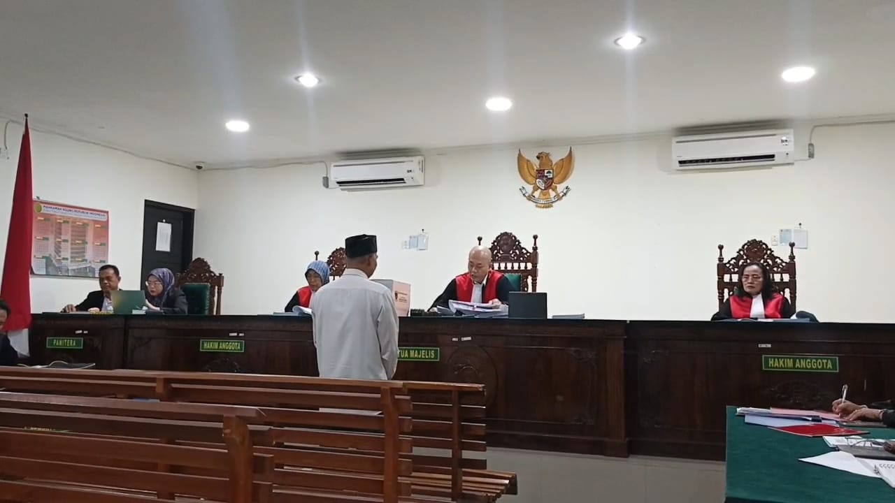 Mantan Kades Talang Rasau Diberi Voucher Nginap Gratis Selama 20 Bulan oleh Hakim Tipikor