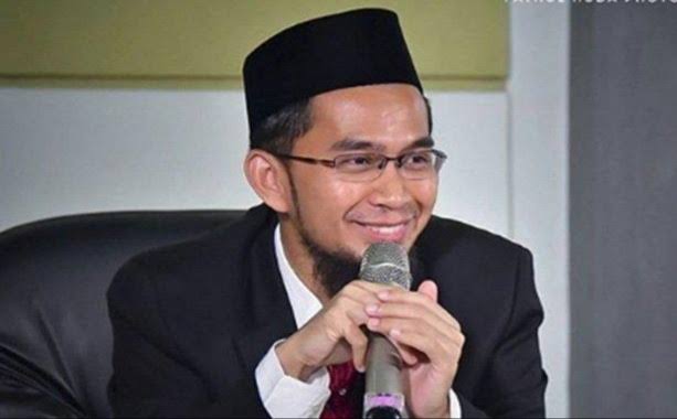 Lakukan Amalan Ini Ketika Terbangun Tengah Malam, Kata Ustaz Adi Hidayat Rezeki Akan Mengalir Deras