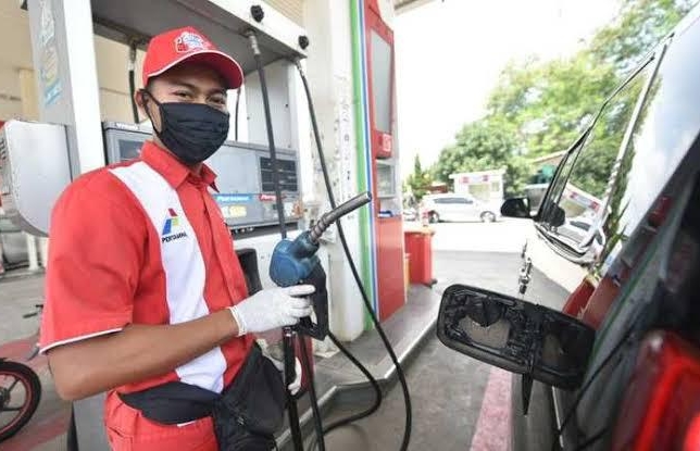 Tidak Semua Mobil Boleh Pakai Pertalite, Ini Daftar 5 Mobil Suzuki yang Dilarang Isi Pertalite