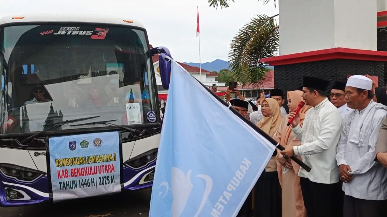 189 Jemaah Calon Haji Bengkulu Utara Dilepas, 1 Orang Sakit Batal Berangkat