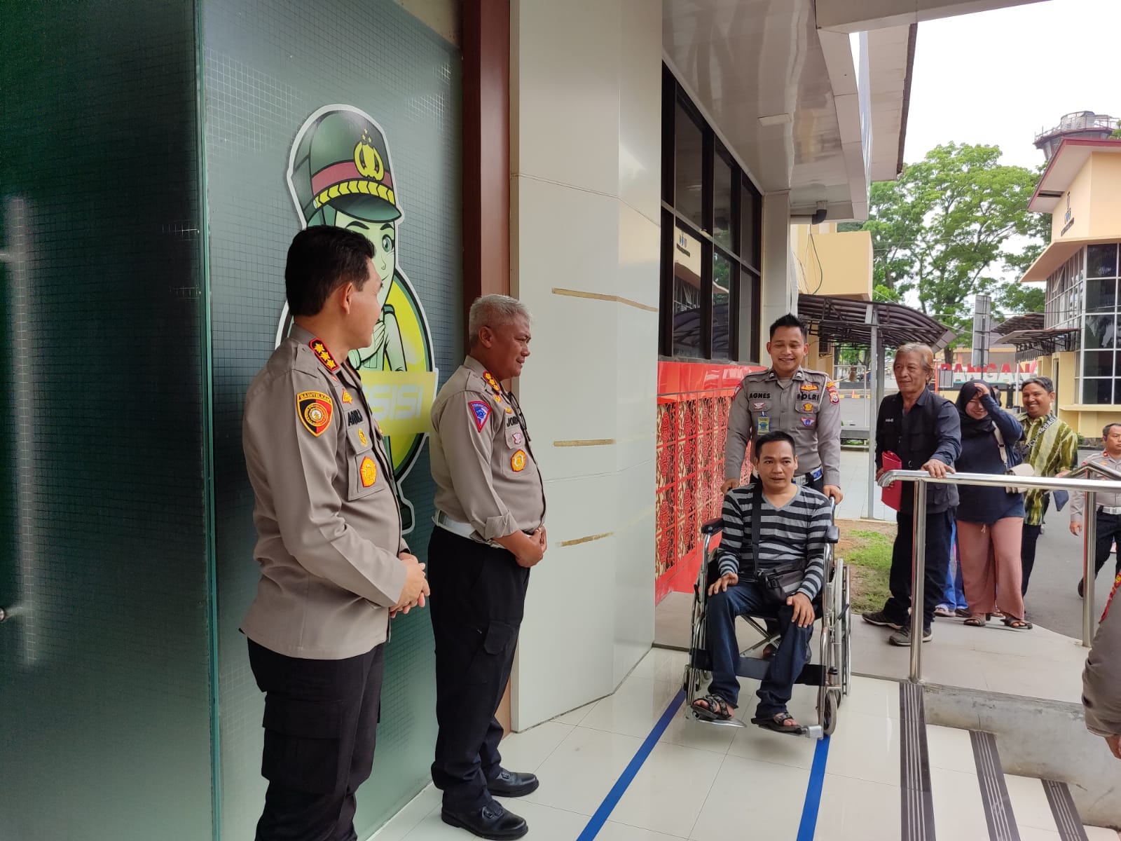 Jempol untuk Polda Bengkulu, 16 Penyandang Disabilitas Didampingi Pelayanan SIM D