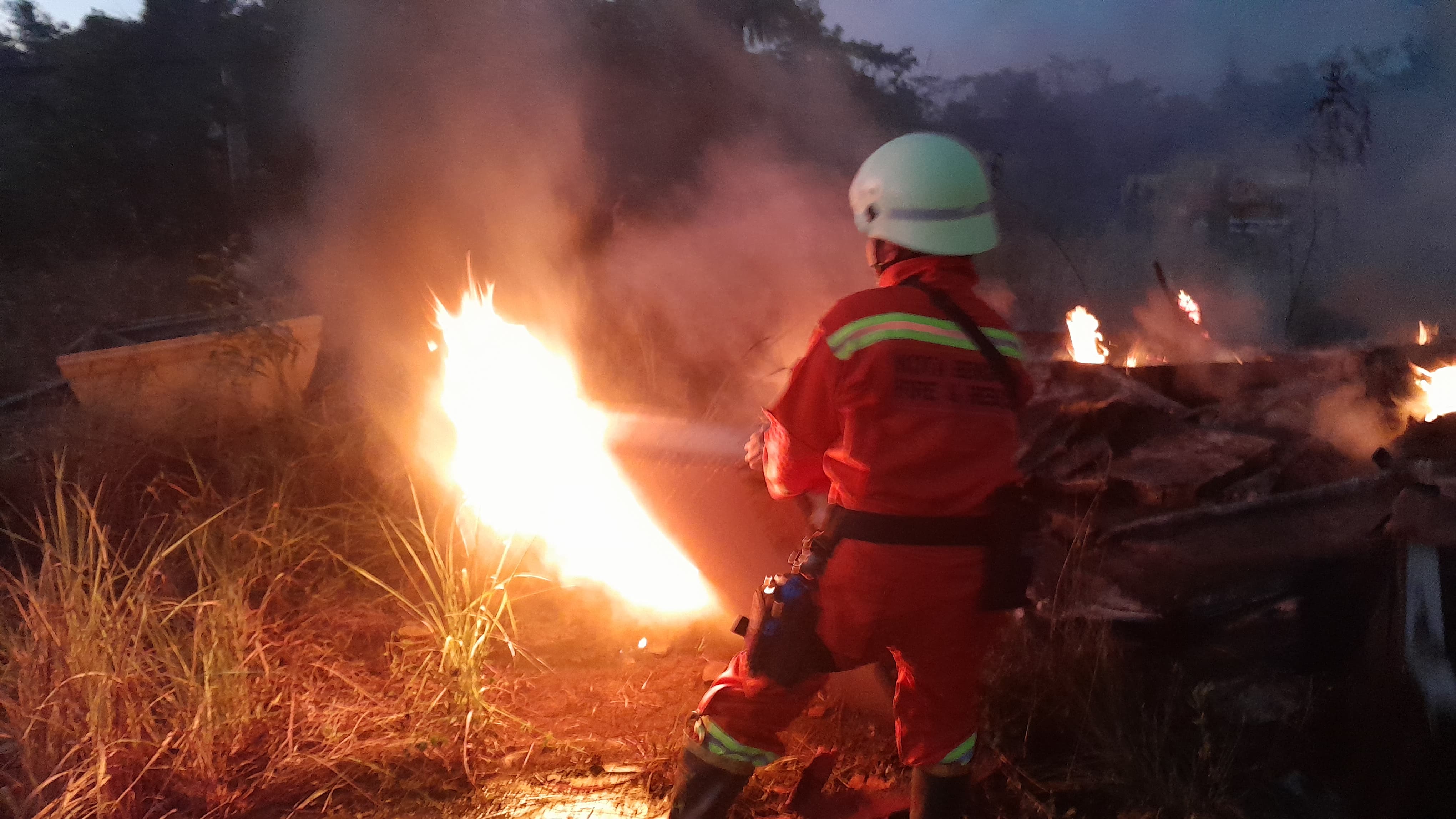 Tempo Kurang  Dua Jam, Terjadi Dua Kali Peristiwa Kebakaran di Kota Bengkulu 