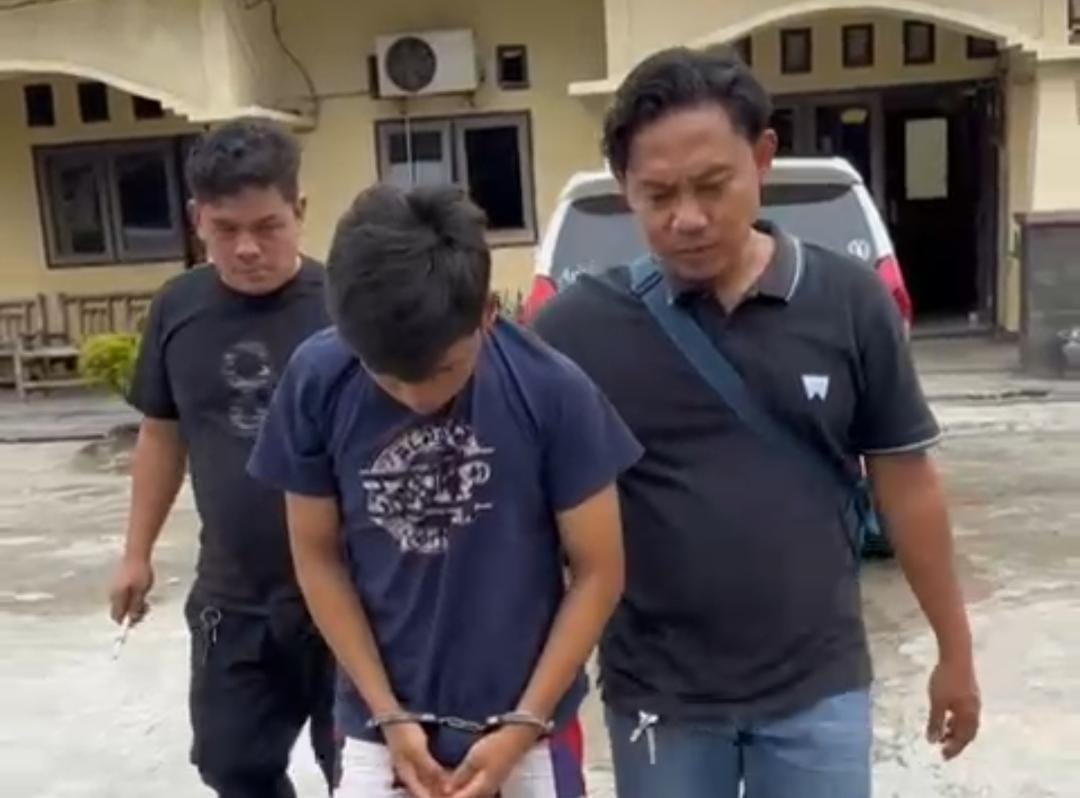 Pria Dubes Diamankan Polisi Usai Curi 2 Ekor Ayam Bangkok Philipina