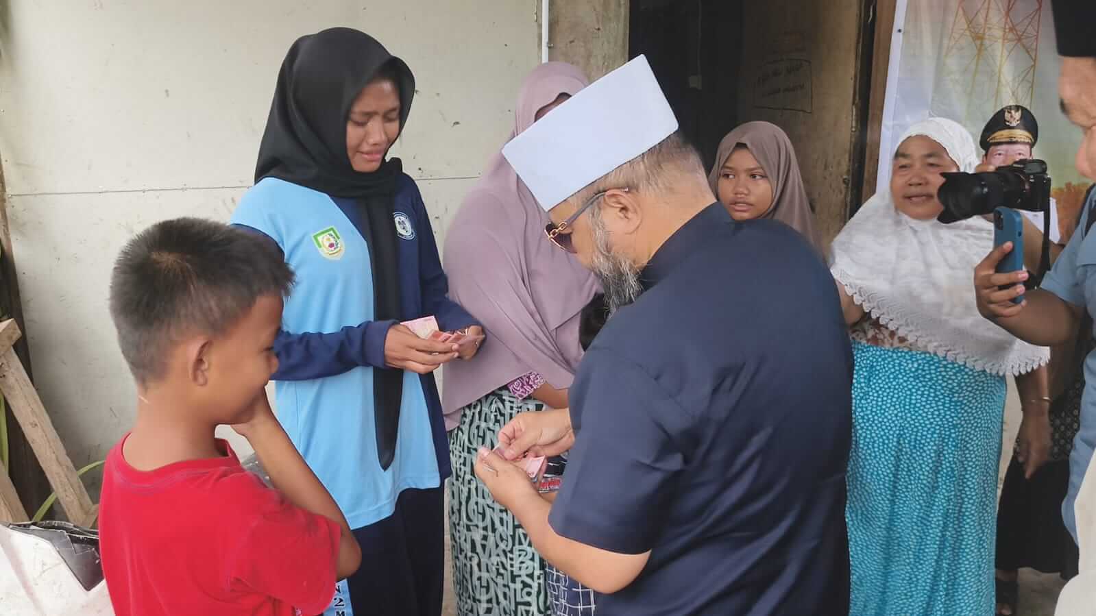 Gubernur Helmi Hasan Resmikan Bantuan Program BPBL di Mukomuko, Minta Perangkat Desa Aktif Data Warga