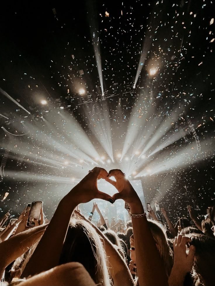 Mau Makeup Anti Badai saat Konser? Ini Tips dan Trik agar Makeup Tahan Banting saat Nonton Konser