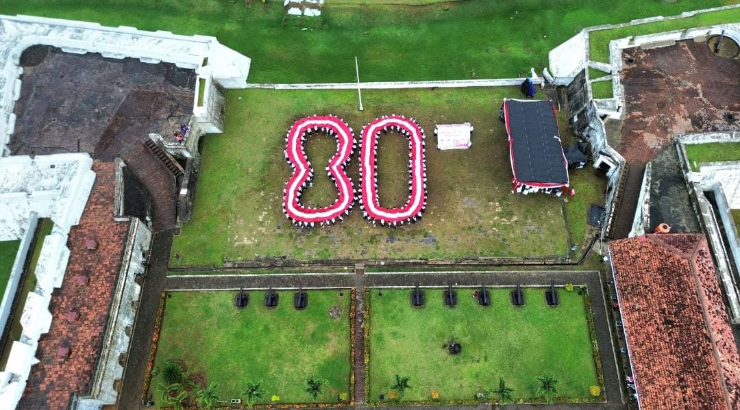 Gubernur Helmi Hasan Hadiri Peringatan Hari Veteran ke-76 di Benteng Marlborough