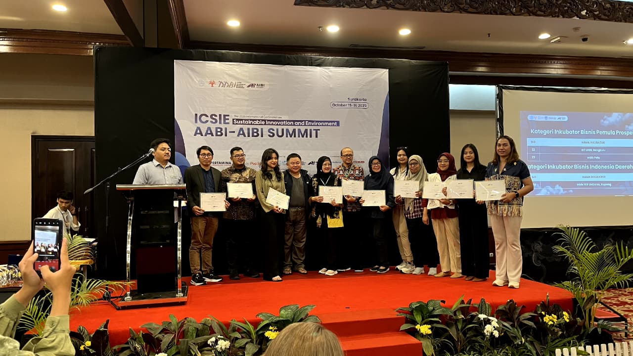 IBT- UNIB Raih Penghargaan di AABI & AIBI Summit 2025, Teguhkan Kiprah Inkubasi Startup di Indonesia