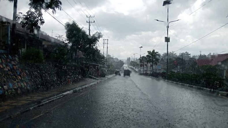 Masyarakat di 11 Provinsi Ini Diminta Waspada, Prediksi BMKG Ada Potensi Hujan Lebat 