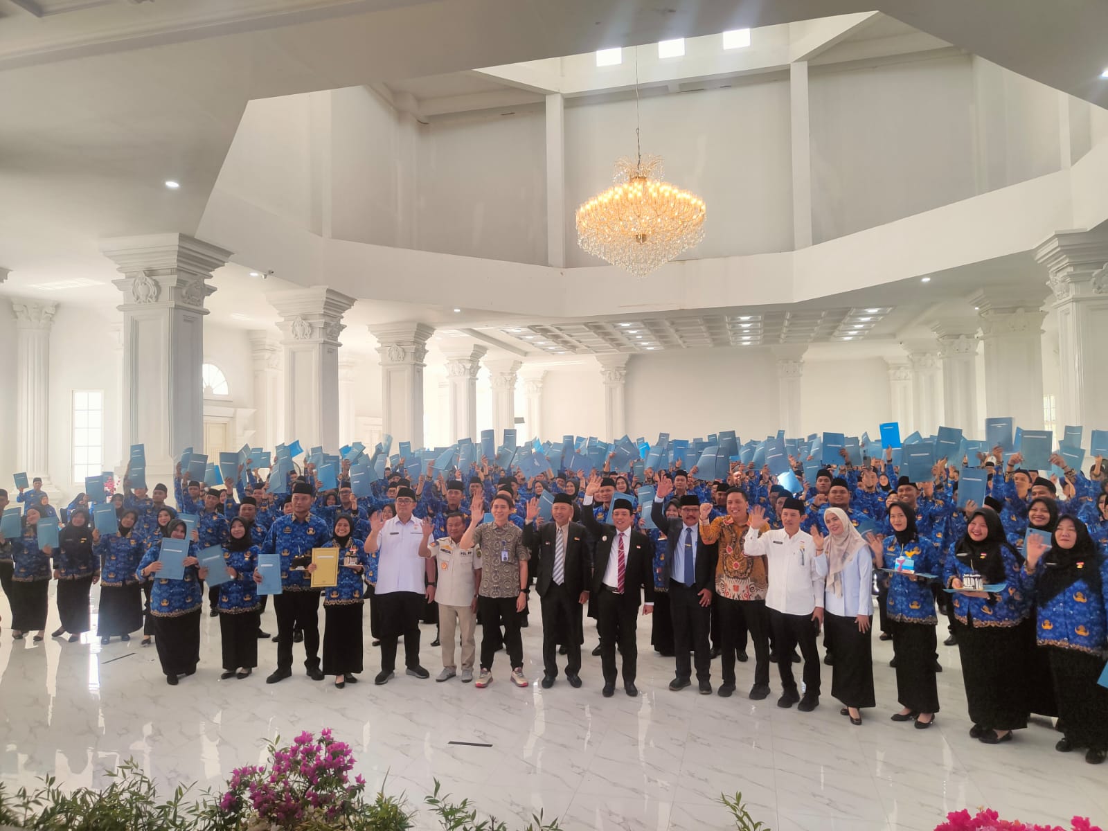 Setelah 20 Tahun Mengabdi, Suhairi Akhirnya Dilantik Walikota Bengkulu Jadi PPPK 