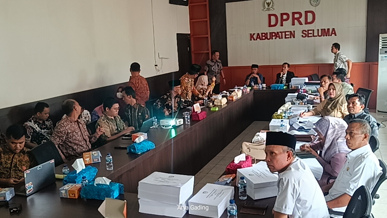 Honorer Gigit Jari, Ini Hasil Rapat Pembahasan APBD 2025 Tim Banggar DPRD Seluma Bersama TIM TAPD