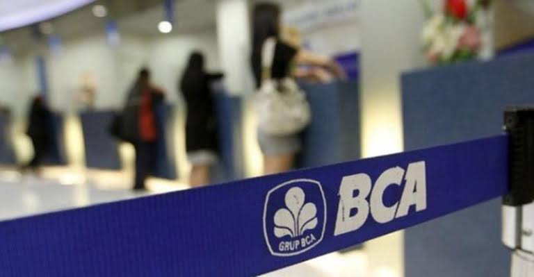 Cara Pinjam Uang Tanpa Jaminan di BCA, Bisa Cair Sampai Rp100 Juta Cuma Lewat HP