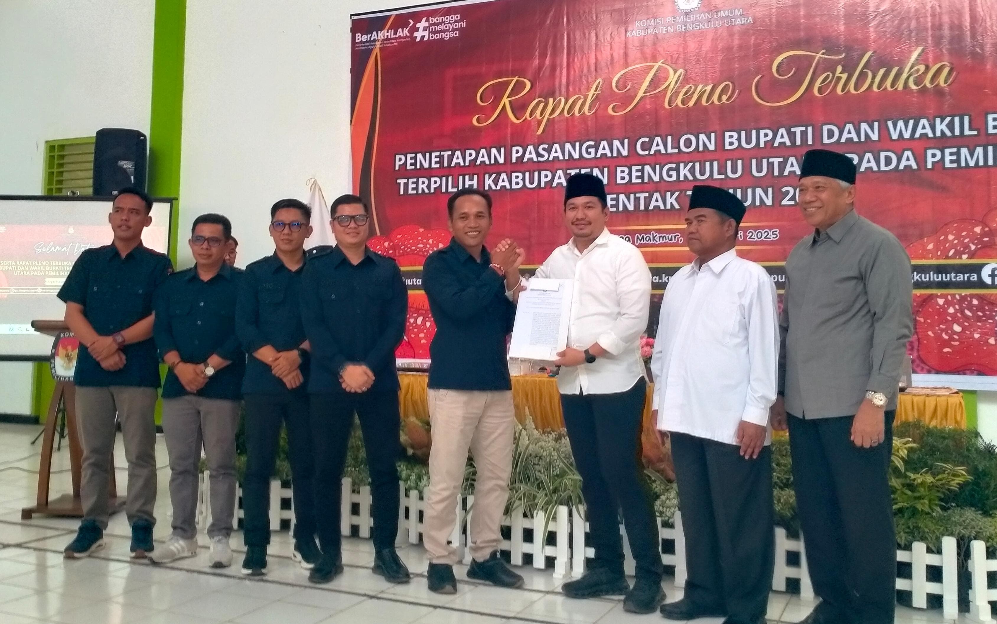 Arie-Sumarno Resmi Sebagai Bupati dan Wakil Bupati Bengkulu Utara Terpilih